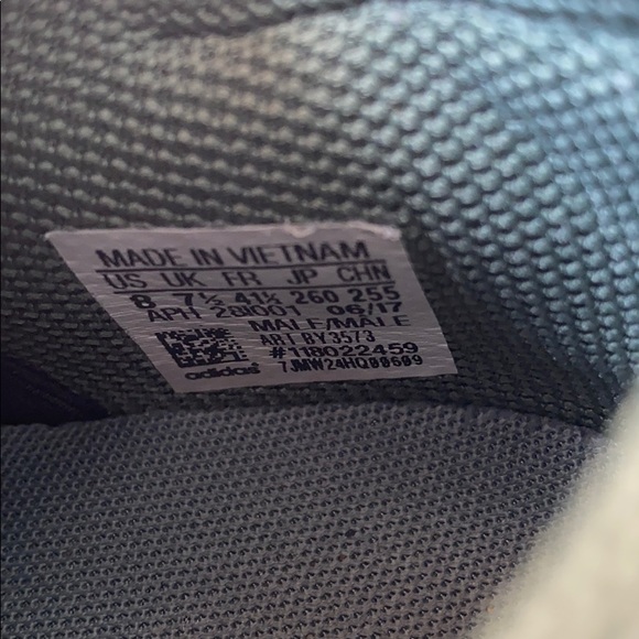 Adidas - Picture 5 of 5